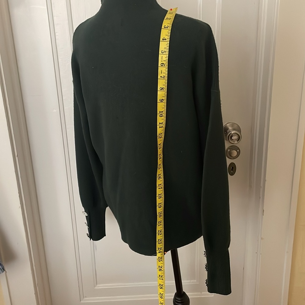 Tahari Pine Green Turtleneck Rhinestone Floral button L/Sleeves Sweater Medium - Picture 5 of 8